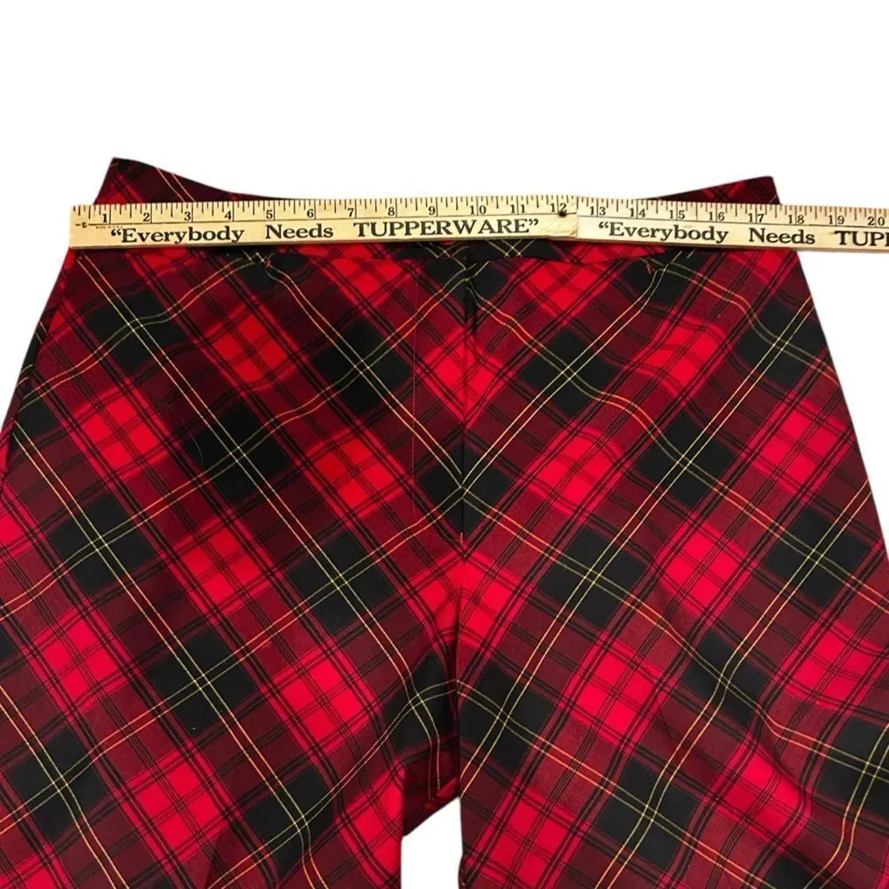 Peck & Peck red plaid golf shorts size 14